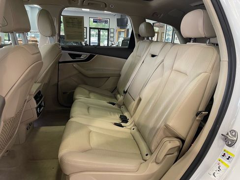 Used 2019 Audi Q7 2.0T Premium Plus w/ Premium Plus Package AWD/4WD image 34