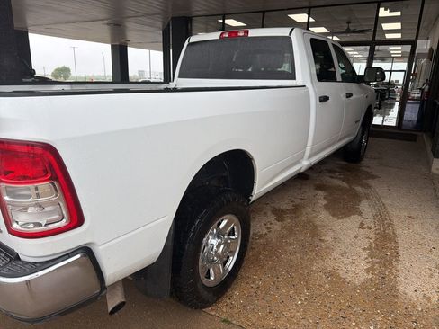 Used 2020 RAM 2500 Tradesman w/ Chrome Appearance Group AWD/4WD image 5