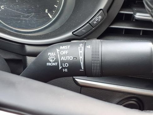Used 2025 MAZDA MAZDA3 s FWD image 32