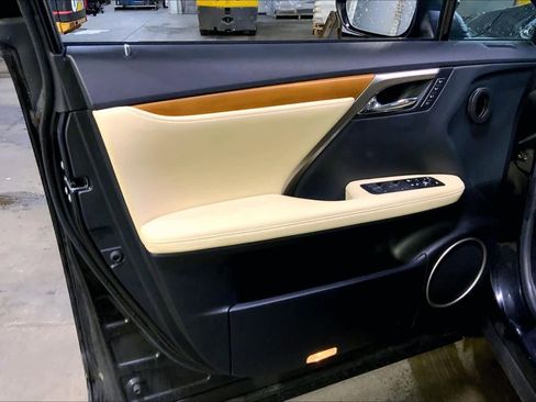 Used 2022 Lexus RX 350 AWD w/ Premium Package image 21