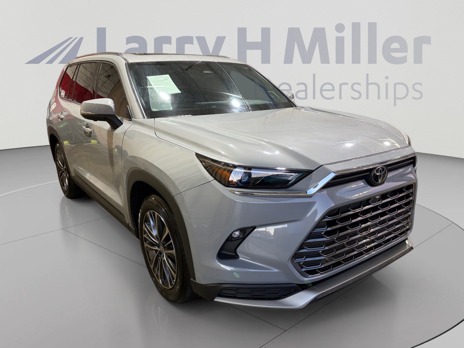 Certified 2026 Toyota Grand Highlander AWD Hybrid image 7