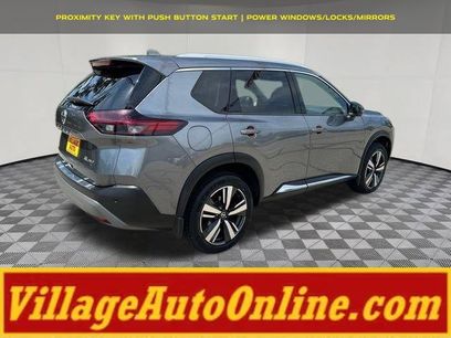 Used 2021 Nissan Rogue SL w/ Premium Package