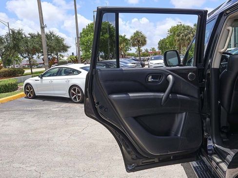 Used 2024 INFINITI QX80 Luxe RWD image 29