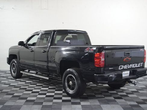 Used 2017 Chevrolet Silverado 1500 LT w/ All Star Edition AWD/4WD image 3