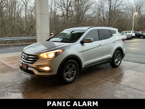 Used 2017 Hyundai Santa Fe Sport image 3