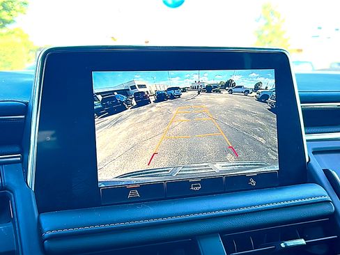 Used 2022 GMC Yukon AT4 w/ Max Trailering Package image 33