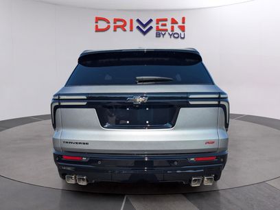 New 2026 Chevrolet Traverse RS w/ LPO, Floor Liner Package