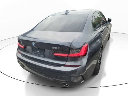 Used 2020 BMW 330i Sedan w/ M Sport Package RWD image 4