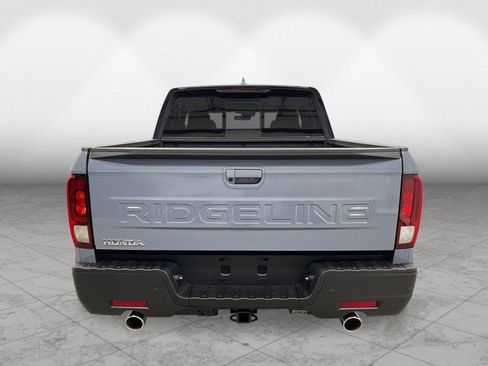 New 2026 Honda Ridgeline Black Edition image 4