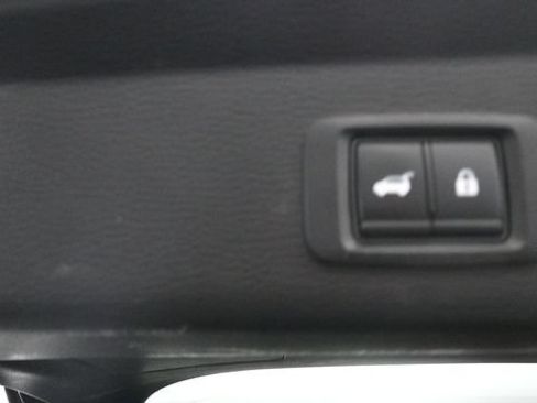 Used 2022 Mitsubishi Outlander SE AWD/4WD image 14