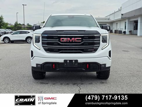Used 2025 GMC Sierra 1500 AT4 AWD/4WD image 2