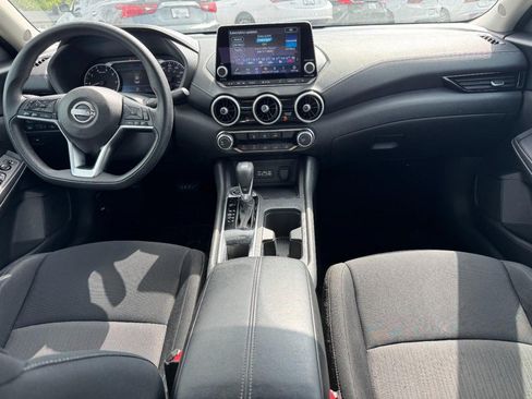 Used 2024 Nissan Sentra SV FWD image 13
