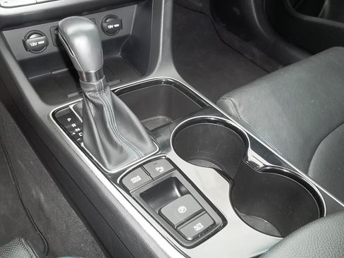 Used 2018 Hyundai Sonata Limited FWD image 8