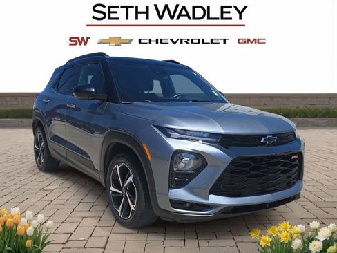 Used 2021 Chevrolet TrailBlazer RS w/ Driver Confidence Package FWD image 1
