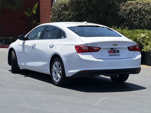 Used 2024 Chevrolet Malibu LT FWD image 5