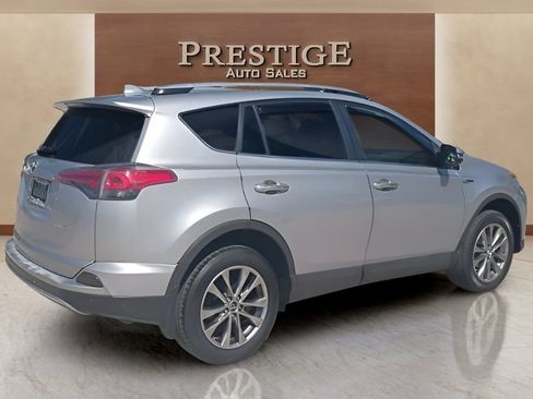 Used 2017 Toyota RAV4 Limited FWD image 30