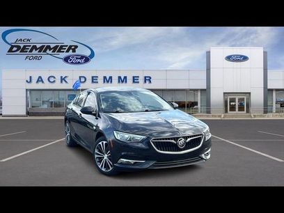 Used 2018 Buick Regal Essence