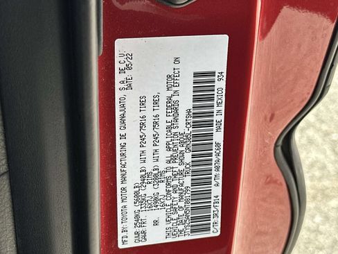 Used 2022 Toyota Tacoma SR w/ SX Package AWD/4WD image 25