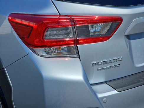 Used 2020 Subaru Crosstrek 2.0i Limited w/ Moonroof Package w/Navigation image 11