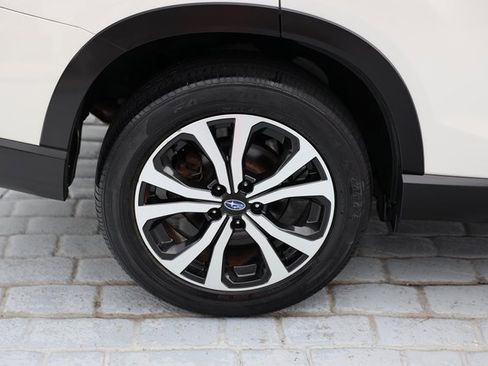 Used 2020 Subaru Forester Limited image 64