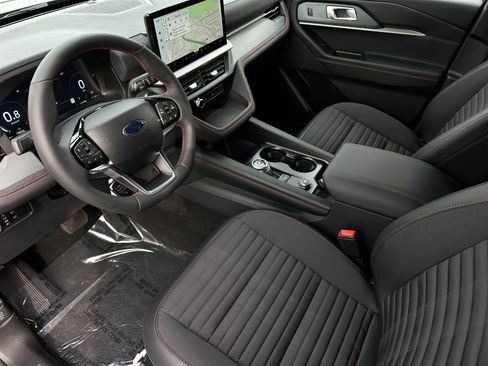 New 2026 Ford Explorer ST-Line w/ ST-Line Street Pack image 10