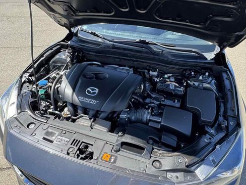 Used 2017 MAZDA MAZDA3 Grand Touring FWD image 38