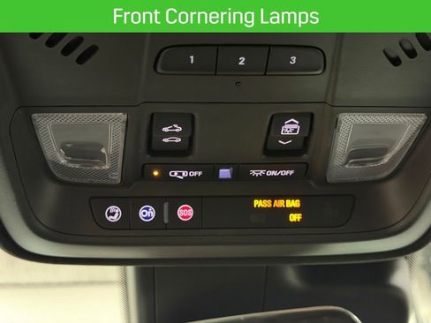 Certified 2019 Cadillac XT4 Premium Luxury w/ Technology Package AWD/4WD image 37