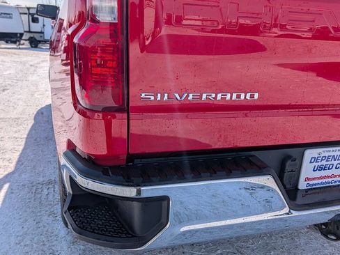 Used 2023 Chevrolet Silverado 1500 LT image 8