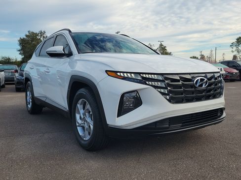 Used 2023 Hyundai Tucson SEL image 2
