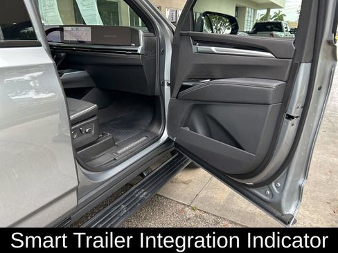 Used 2026 Cadillac Escalade Sport w/ Touring Package AWD/4WD image 30