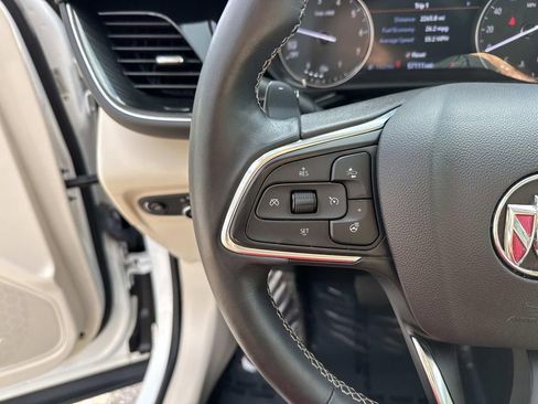 Used 2023 Buick Envision Essence image 23