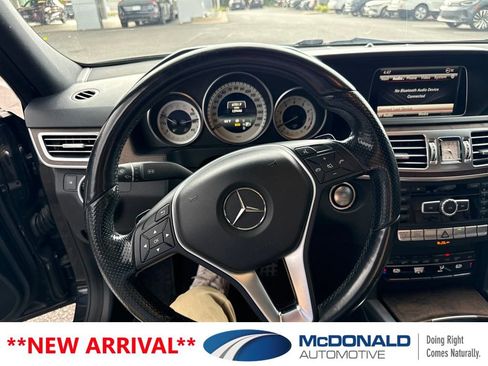 Used 2014 Mercedes-Benz E 350 4MATIC Sedan image 6