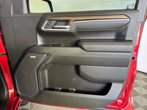 Certified 2024 Chevrolet Silverado 1500 RST w/ Convenience Package II AWD/4WD image 47