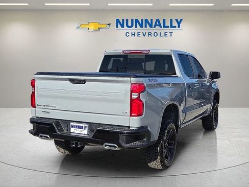 Certified 2024 Chevrolet Silverado 1500 LT Trail Boss w/ Convenience Package II image 5