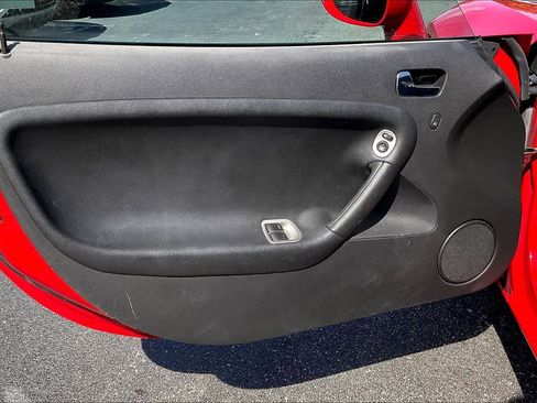 Used 2007 Pontiac Solstice Convertible w/ Premium Package image 22