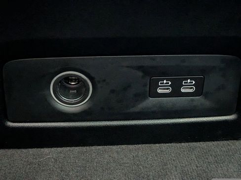 Used 2022 BMW X7 xDrive40i w/ Premium Package image 20