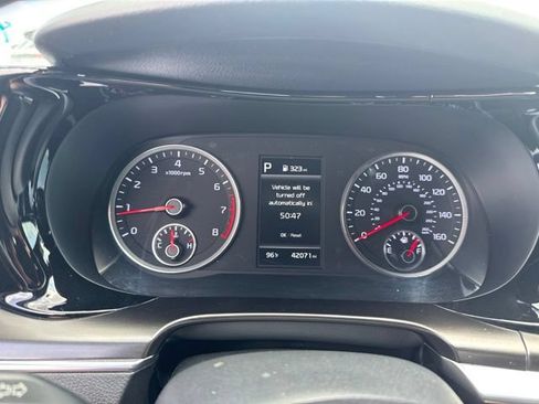 Used 2023 Kia K5 GT FWD image 5