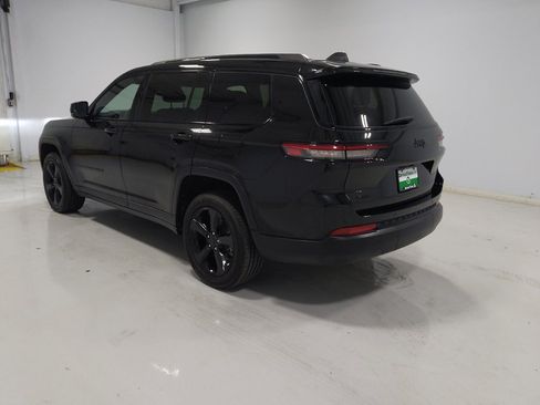 Used 2023 Jeep Grand Cherokee L Laredo AWD/4WD image 5