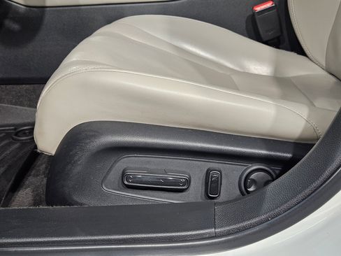 Used 2023 Honda Accord Touring image 23