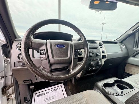 Used 2011 Ford F150 XLT w/ XLT Convenience Pkg image 13