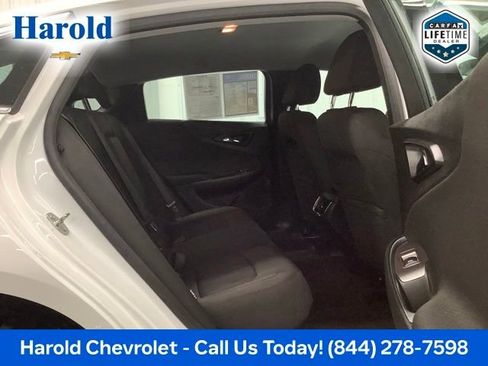 Used 2020 Chevrolet Malibu LT w/ Fleet LT Safety Plus Package image 9