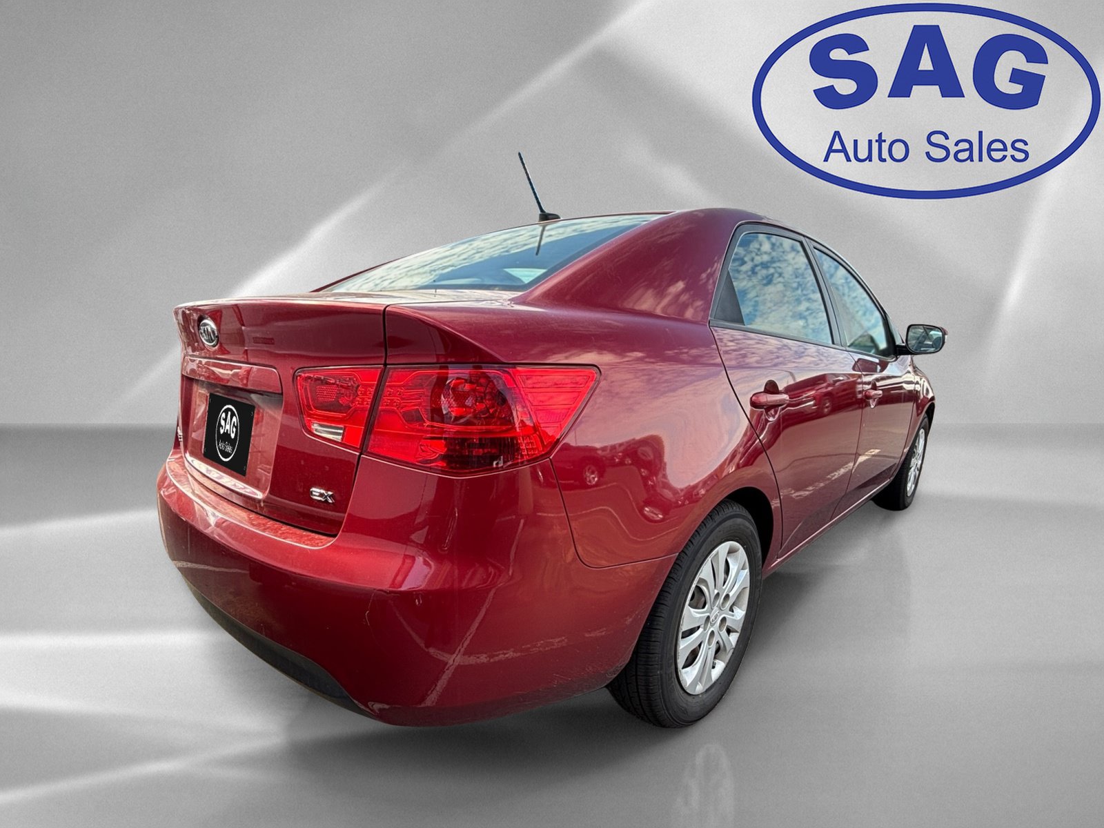 Used 2010 Kia Forte EX FWD image 2