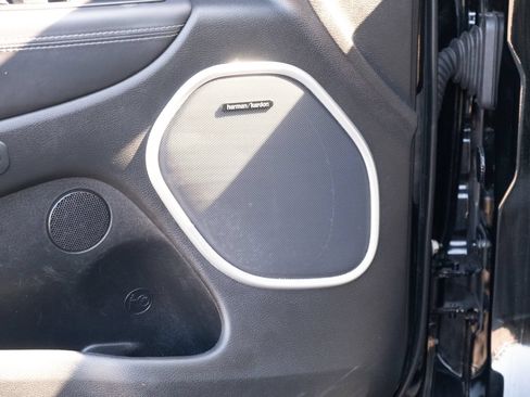 Used 2020 Jeep Grand Cherokee SRT AWD/4WD image 15
