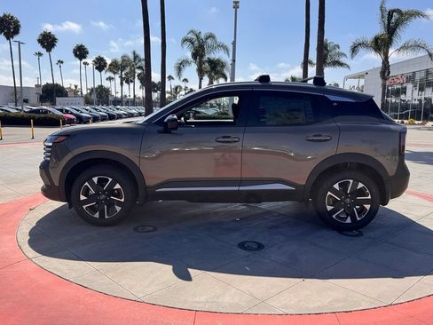 New 2026 Nissan Kicks SV AWD/4WD image 5
