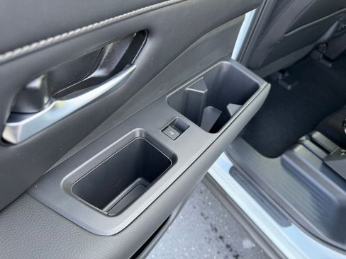 New 2026 Nissan Pathfinder SL w/ SL Premium Package image 16