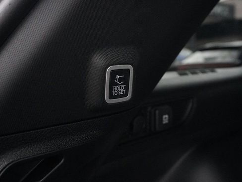 Used 2025 Jeep Grand Cherokee Limited AWD/4WD image 52