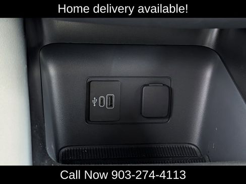 Used 2026 Ford Explorer Tremor w/ Tremor Convenience Package image 16