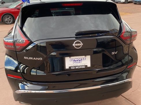 Used 2023 Nissan Murano SV image 9