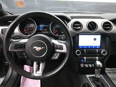 Used 2020 Ford Mustang Premium image 19