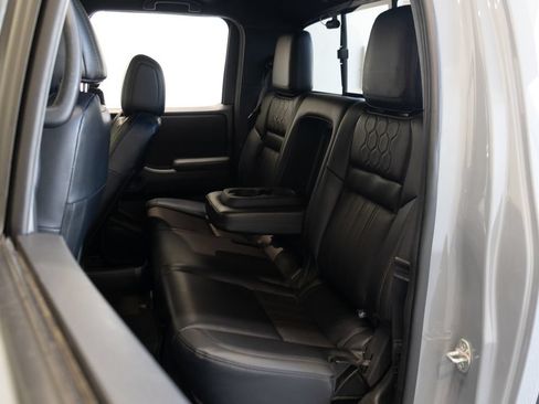 Used 2022 Nissan Frontier PRO-4X w/ Pro-4X Premium Package AWD/4WD image 25